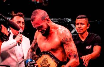 Sebastián Piedrahíta también fue campeón en UGP (Último Guerrero en Pie), otra de las grandes empresas de artes marciales mixtas de Colombia. FOTO CORTESÍA