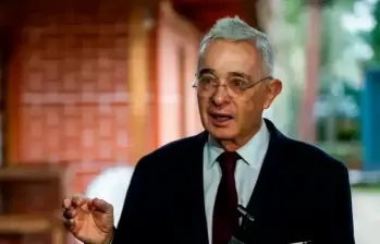 El juicio contra Uribe inició en febrero de 2025. FOTO Julio César Herrera