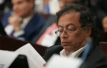 Aunque la decisión no tendría efectos sobre su cargo actual, el proceso podría sentar jurisprudencia y abrir un nuevo frente jurídico. FOTO: COLPRENSA