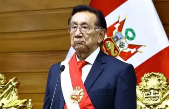 El presidente interino de Perú, José María Balcázar, fue citado a juicio a menos de 24 horas de asumir el cargo. FOTO: Tomada de X (@congresoperu)