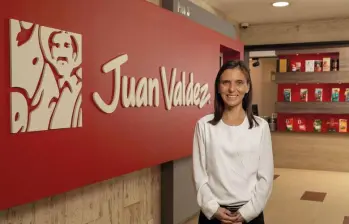 Camila Escobar, CEO de Juan Valdez y presidenta de Procafecol, la organización que representa a casi 550.000 familias caficultoras dueñas de la marca. FOTO: Cotesía.