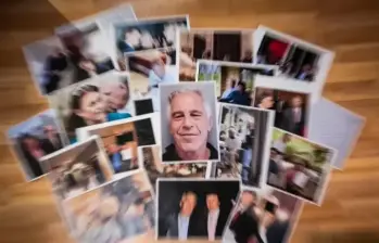 Jeffrey Epstein: víctimas señalan a periodista por violar su privacidad. Foto: AFP