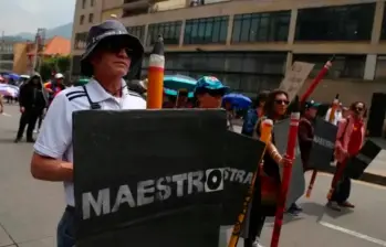 El Distrito asegura que lleva 20 años pagándole a tiempo a los docentes del Magisterio, pero que este año se demorará. FOTO COLPRENSA