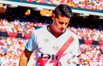 El futbolista colombiano James Rodríguez solo ha disputado 209 minutos con Rayo Vallecano. FOTO: TOMADA DEL X DE @Jamesrodriguez