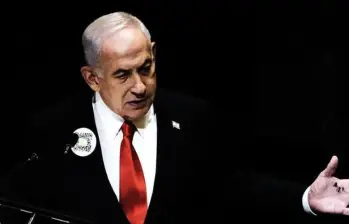Benjamin Netanyahu afirmó que la operación militar busca frenar los programas nuclear y de misiles de Irán y evitar que se conviertan en una amenaza global. FOTO: Agencia Xinhua. 