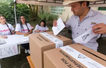 Las elecciones de los Comités Municipales y del Comité Departamental de Cafeteros de Antioquia se realizarán el 5 y 6 de septiembre, en una jornada marcada por la renovación de liderazgos, la mayor participación de jóvenes y mujeres y el desafío de acompañar a los caficultores afectados por el terremoto del 10 de agosto. FOTO EL COLOMBIANO