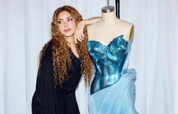 Shakira con el vestido creado por el reconocido diseñador indio Gaurav Gupta. FOTO: INSTAGRAM SHAKIRA