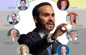 Abelardo De la Espriella y su círculo más íntimo. Fotos: cortesía