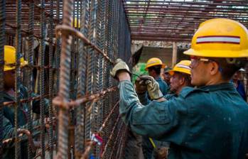 Los gremios estiman que el aumento del recargo nocturno aumente en 9% los costos de nómina para los empresarios. 