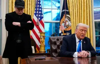 El llamado “gran y hermoso proyecto de ley” fue aprobado por estrecho margen en la Cámara de Representantes la semana pasada, luego de que Trump interviniera directamente para presionar a los conservadores fiscales del Partido Republicano. FOTO: Getty.