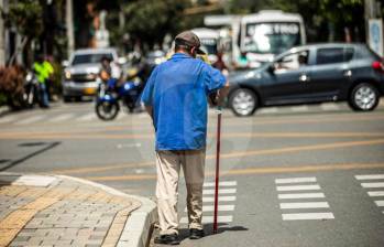 Cifras de 2022 señalan que de cada 100 colombianos 14 tenía más de 60 años. FOTO CARLOS VELÁSQUEZ