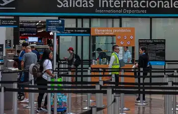 La apreciación del peso ha hecho más económicos los viajes internacionales para los colombianos, pero representa un reto para el turismo receptivo. FOTO: EL COLOMBIANO