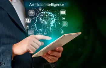 El mal uso de la inteligencia artificial puede poner en riesgo la confidencialidad empresarial y vulnerar la propiedad intelectual de terceros. Foto: Cortesía Zoho