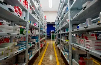 Colsubsidio tiene contratos con Sura y Famisanar para la entrega de medicamentos. FOTO JULIO CÉSAR HERRERA