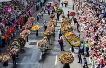 La jornada reunirá a miles de personas alrededor de los silleteros y las silletas, por lo que se espera una alta afluencia de público en los sectores cercanos al recorrido. FOTO: El Colombiano.