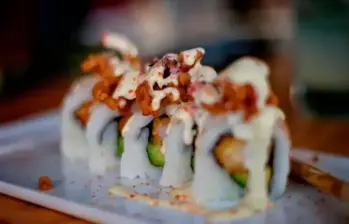 El sushi es una de las preparaciones japonesas más reconocidas a nivel internacional. FOTO: Colprensa.