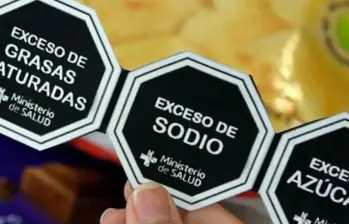 Según la Andi, el proyecto resulta “completamente inconveniente” por las cargas técnicas y económicas que impondría a un sector compuesto por 51.200 empresas, de las cuales el 98,5% son micro y medianas. Foto: Colprensa
