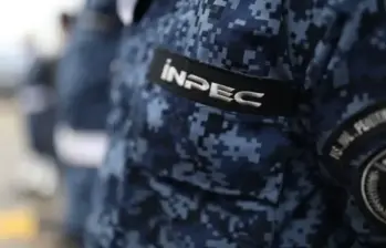 Los movimientos incluyeron internos de alto perfil y fueron ejecutados por razones de seguridad. FOTO: Colprensa