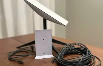 Además, con la nueva función que permite que ciertos modelos de celulares se conecten directamente a los satélites, la cobertura se amplía incluso a quienes no pueden instalar un router. FOTO: Getty