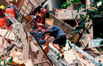 El terremoto de 7.4 grados que ocurrió en Taiwan el miércoles 3 de abril ha dejado nueve víctimas mortales y más de 800 heridos. FOTO: GETTY 