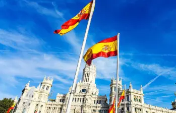 El nuevo reglamento de extranjería en España entra en vigor este martes 20 de mayo. FOTO: Depositphotos