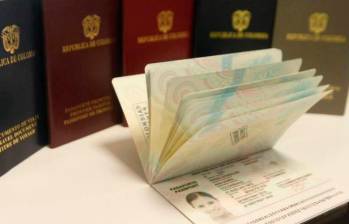 Autoridades han alertado por un riesgo de desabastecimiento de pasaportes. FOTO COLPRENSA