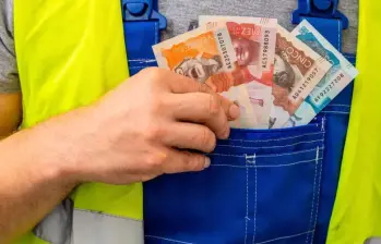 El salario mínimo aumentó un 23.7% para el 2026. FOTO: GETTY IMAGES. 