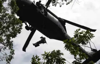 Ower Jimmy Borda Parra, abogado y accionante de la tutela que derivó en el fallo sobre bombardeos y menores reclutados. Foto: Colprensa