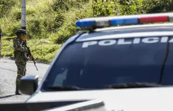 Dos hombres armados llegaron al lugar en una motocicleta y dispararon repetidamente contra los ciudadanos. Foto: Robinson Sáenz Vargas