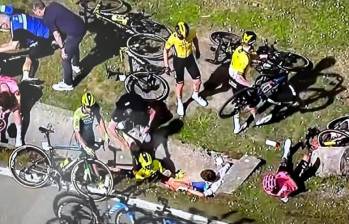 Este jueves 4 de abril se registró un grave accidente en la Vuelta al País Vasco. Foto: redes sociales