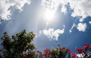 El fenómeno del Sol cenital ocurre al mediodía cuando todas las sombras desaparecen. FOTO: Archivo El Colombiano