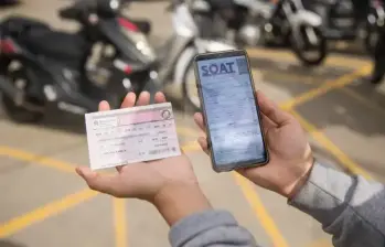 El seguro obligatorio de accidentes de tránsito (Soat) cubre las atenciones en salud tras un siniestro vial. FOTO CARLOS VELÁSQUEZ