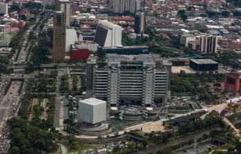 Empresas Públicas de Medellín comenzó a partir de este 12 de mayo a implementar una nueva estructura organizacional. FOTO: Manuel Saldarriaga