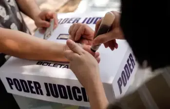 Los opositores a esta reforma plantean que elegir jueces popularmente es “capturar políticamente” la Justicia. FOTO XINHUA