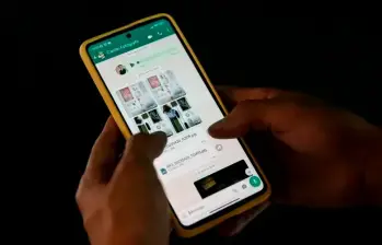 WhatsApp empezará a mostrar anuncios en los estados y canales, pero asegura que los chats personales no se verán afectados. FOTO 