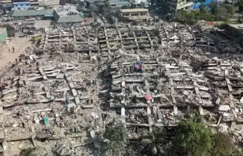 La Guaira sigue devastada: 6.125 muertos y cerca de 1.400 desaparecidos. Foto: AFP