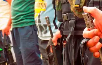 Human Rights Watch presentó en Bogotá un informe que documenta el uso de redes sociales por parte de grupos armados para reclutar niños. FOTO Colprensa