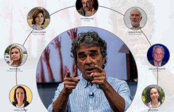 Sergio Fajardo ronda el 5% de intención de voto en las encuestas e insiste en una “mayoría silenciosa” para recoger apoyos que logren llevarlo a la Presidencia. 