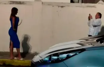 Esta es una de las fotos que se hicieron virales en redes sociales del presidente Gustavo Petro en Panamá. FOTO CORTESÍA