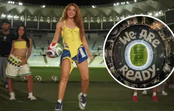 Shakira presentó un adelanto del video oficial de Dai Dai, la canción con la que regresa al universo de los mundiales y en la que aparecen varias leyendas del fútbol internacional. FOTO: Captura de video. 