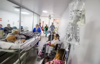 Las autoridades de salud declararon alerta naranja en la red hospitalaria de Cali y el Valle. FOTO ARCHIVO