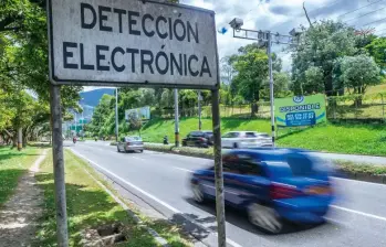 El Gobierno también tendrá que resolver las consecuencias de la investigación sobre los 7,5 millones de comparendos y determinar qué ocurre con los más de $1,05 billones ya pagados si se comprueba que hubo incumplimientos. FOTO: Camilo Suárez.