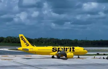 La aerolínea Spirit Airlines cerrará todas sus operaciones por fracaso financiero. FOTO: AFP