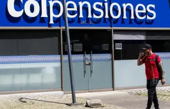 El presupuesto inicial de 2026 contempló $75,58 billones en gastos de los fondos administrados por Colpensiones, de los cuales $72,80 billones estaban destinados al pago de pensiones y jubilaciones. FOTO: El Colombiano.