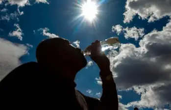 La intensa ola de calor elevó la demanda eléctrica de India a un récord histórico de 270,82 GW. FOTO CAMILO SUÁREZ. 