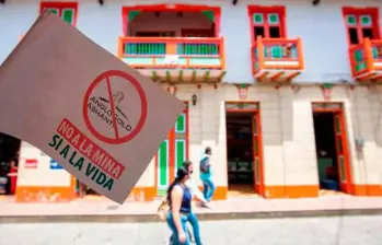 Organizaciones ambientales y comunidades del Suroeste antioqueño mantienen su rechazo al proyecto minero Quebradona mientras la ANM se prepara para tomar una decisión clave este 8 de diciembre. FOTO: JULIO CÉSAR HERRERA. 