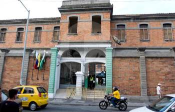 La estación de policía de La Candelaria ha llegado a tener niveles de hacinamiento por ingreso de personas privadas de la libertad del 331%. FOTO ARCHIVO