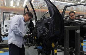 Entre el 70% y 90% de las exportaciones de automóviles tanto de México como de Canadá se dirigen a Estados Unidos. Foto: Colprensa