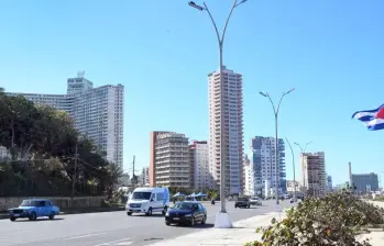 Dos tercios de Cuba sin electricidad, incluida La Habana, por falla en la red. FOTO: Xinhua/Joaquín Hernández