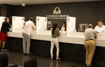 Para la Cámara de Comercio de Medellín para Antioquia, el primer puesto en la categoría de grandes empresas supone el reto de mantener un ambiente laboral que, según su vicepresidente Administrativo y Desarrollo Organizacional, se refleje en el servicio a empresarios y comunidades de la región. FOTO: CCMA.